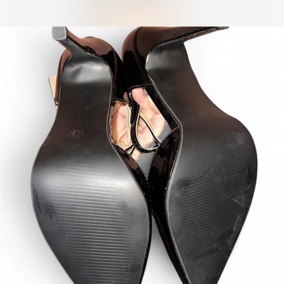 Journee Collection Black Patent Heels - Picture 3 of 8